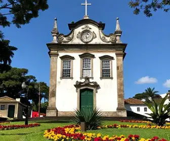 Capela Santa Cruz: Um Patrimônio Religioso em Mogi das Cruzes