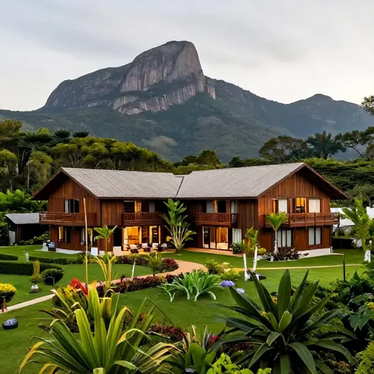 Descubra o Hotel & Spa Cabanas Portal da Serra Descubra o Hotel & Spa Cabanas Portal da Serra